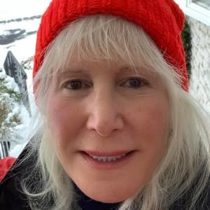 Meet your Posher, Laurie